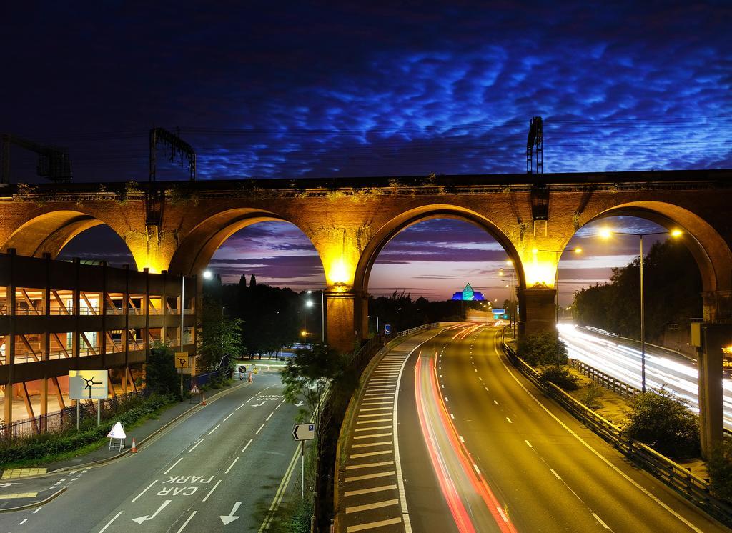The Manchester Stockport Buitenkant foto